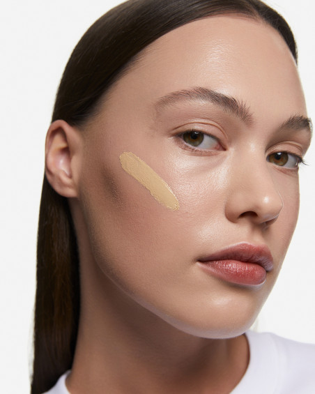 Fond de Teint Soin Visage SKIN FOCUSED SPF 50+