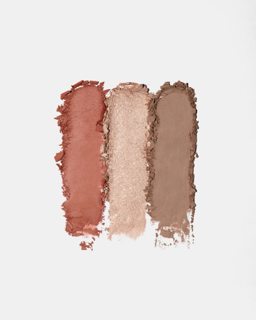 INGLOT PLAYINN GLOW ON POINT! Gesichtspalette